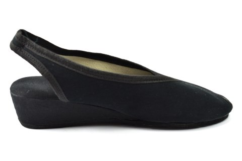 REMBUT 04 czarne niskie